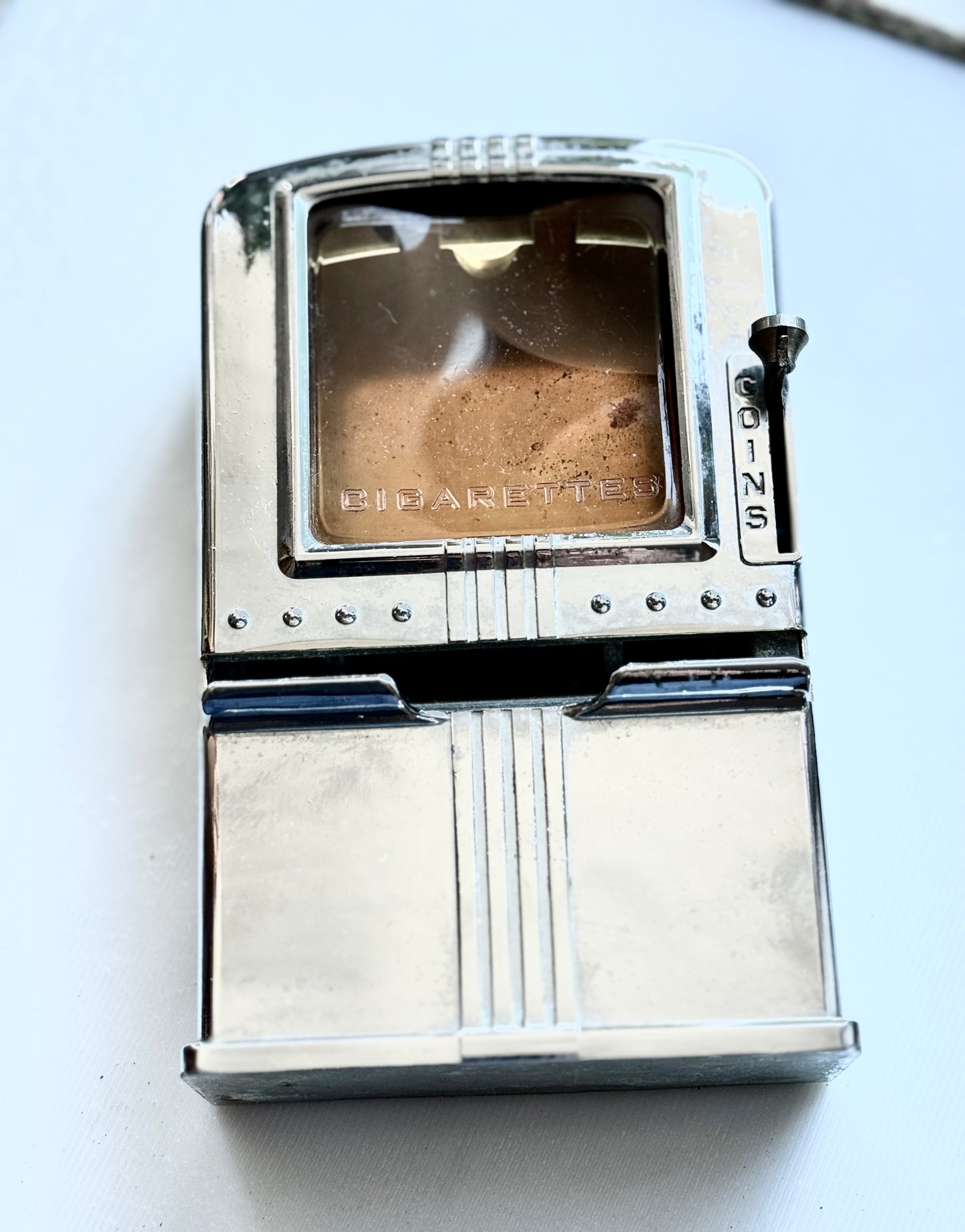 Lesterware Miniature Vending Machine for Cigarettes