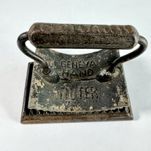 Load image into Gallery viewer, Antique Metal Fluter Iron Geneva, IL
