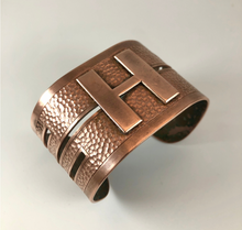 Load image into Gallery viewer, Copper Monogram Cuff Letter &quot;H&quot;
