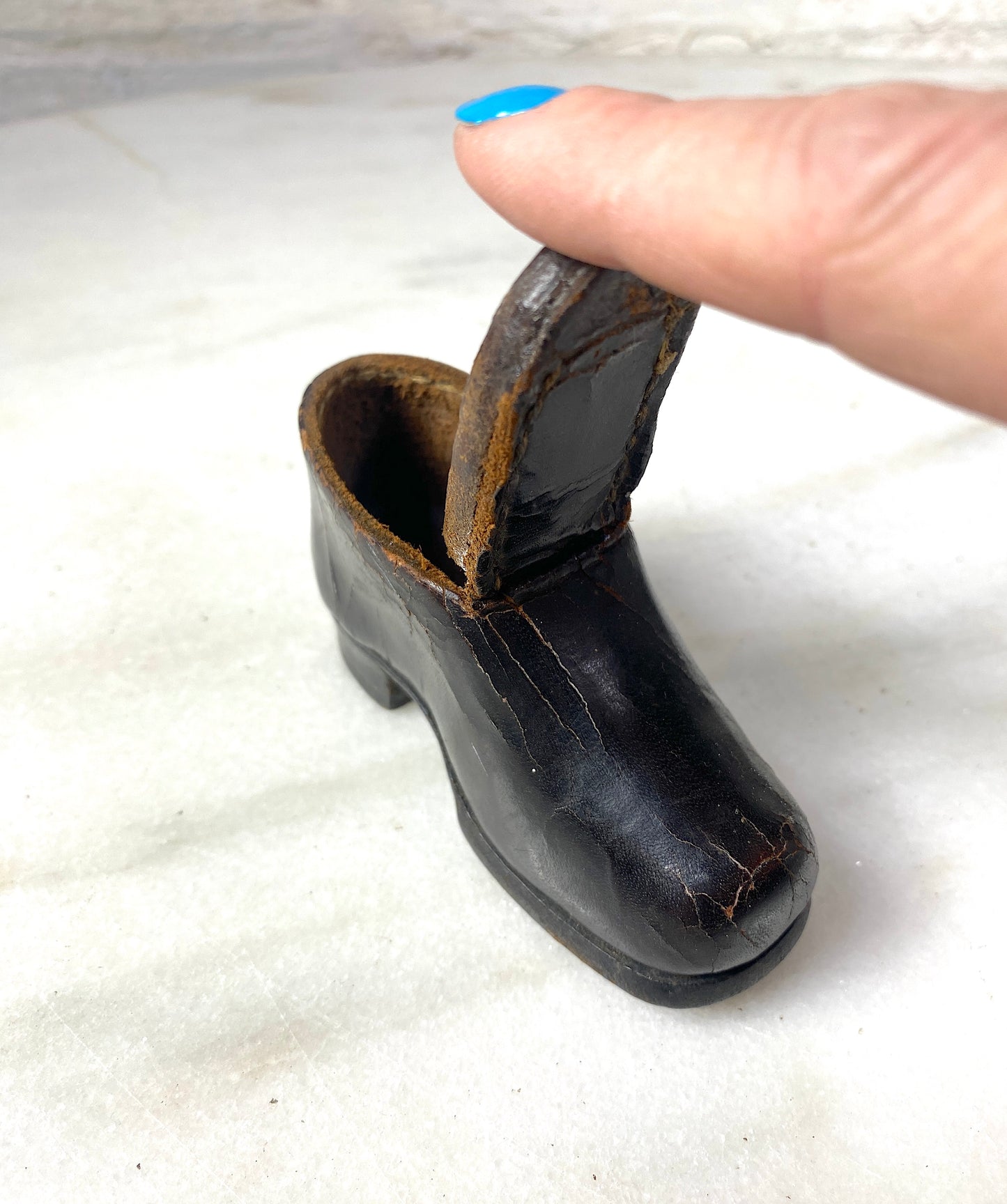 Leather Snuff Box Shoe